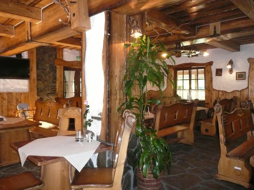 Karczma Parchatka Dış mekan fotoğraf